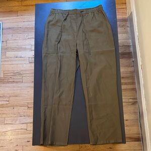 Women’s Olive Green peddle pushers